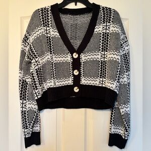black and white cropped sweater cardigan